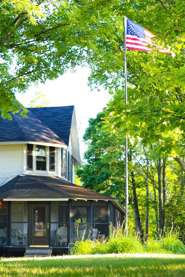 Mill Pond Inn Northport Exteriör bild